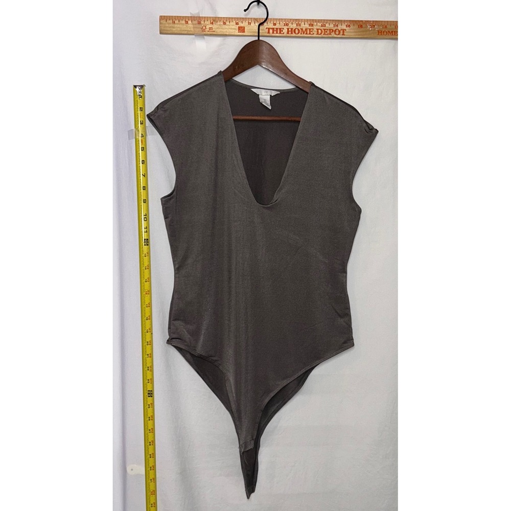 H&M Deep V‎ Neck Cap Sleeve Solid Brown Bodysuit Women's L